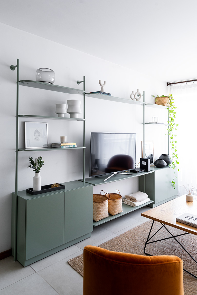 he-home-slider_mobile-08