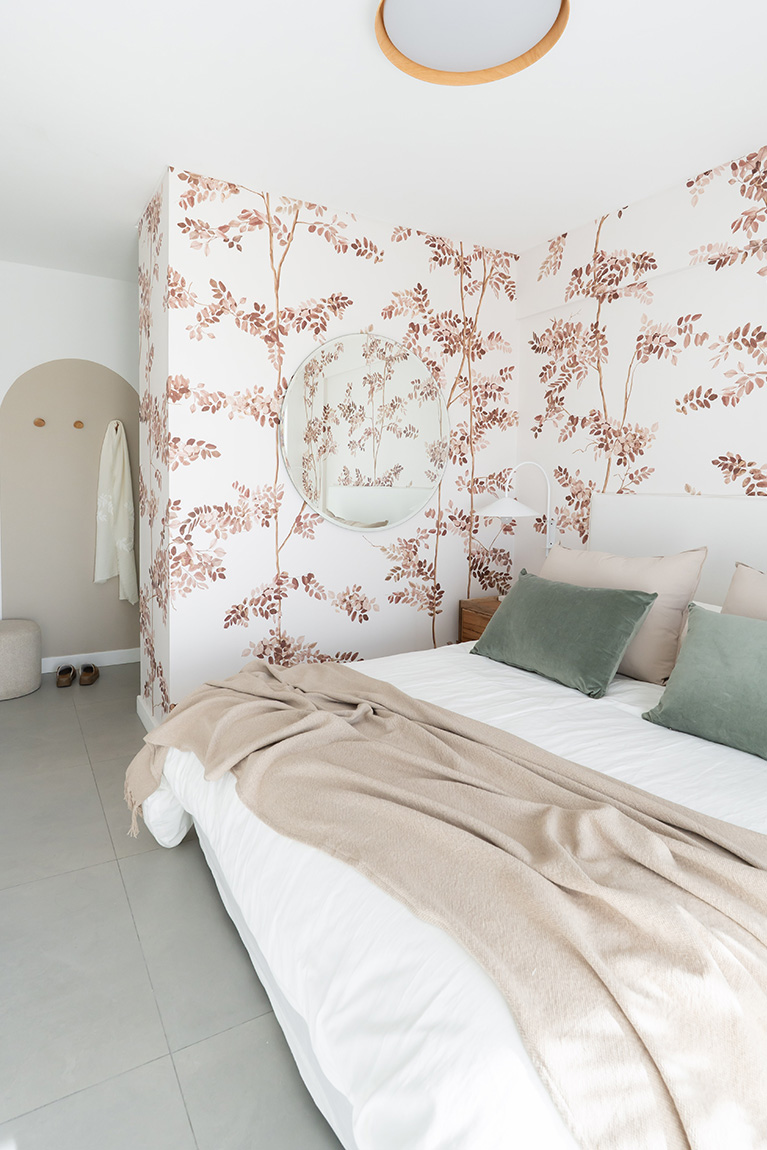 he-home-slider_mobile-12